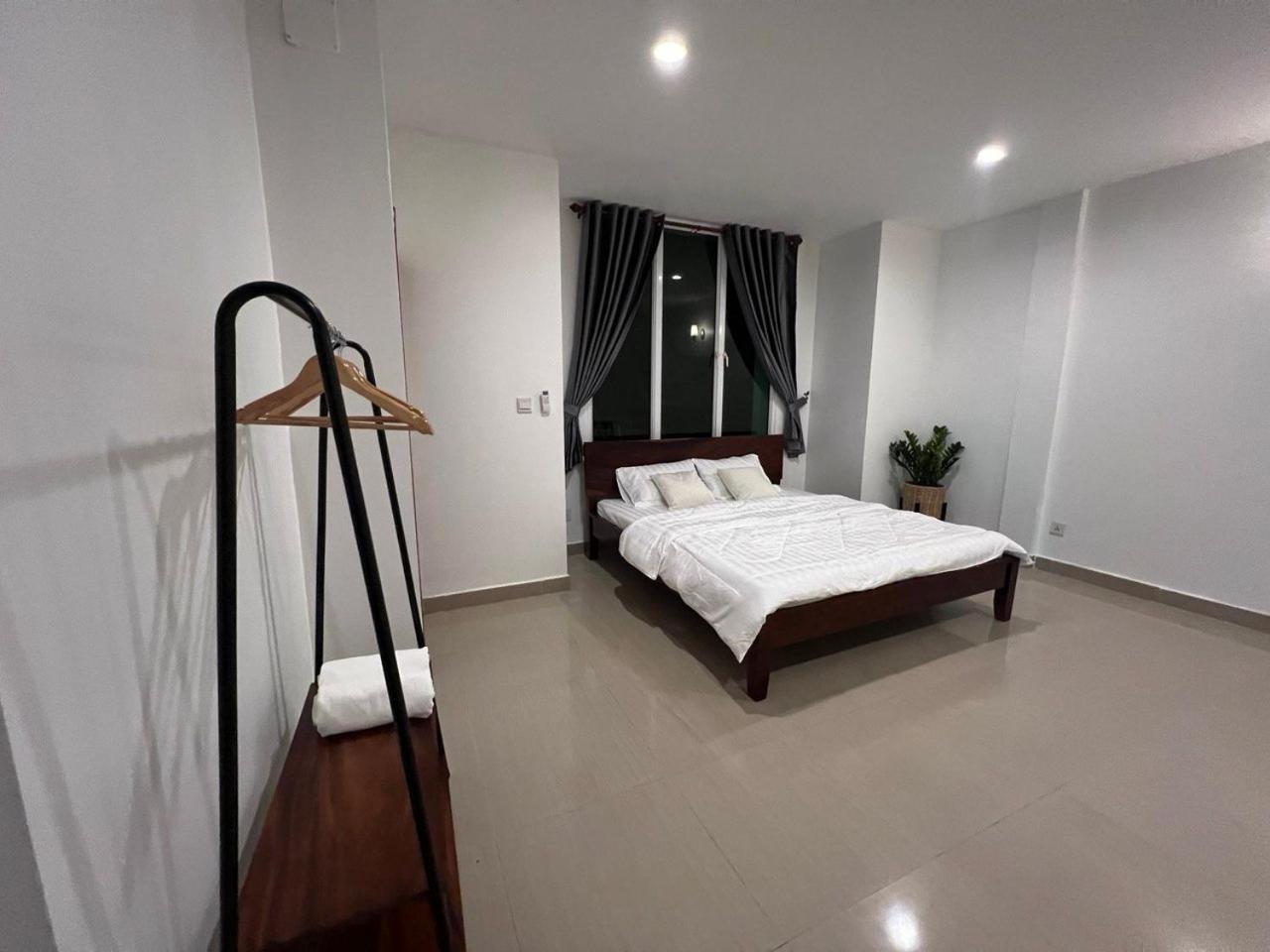 D32 Homestay Near Airport Behind Brown Coffee Airport Πνομ Πενχ Εξωτερικό φωτογραφία