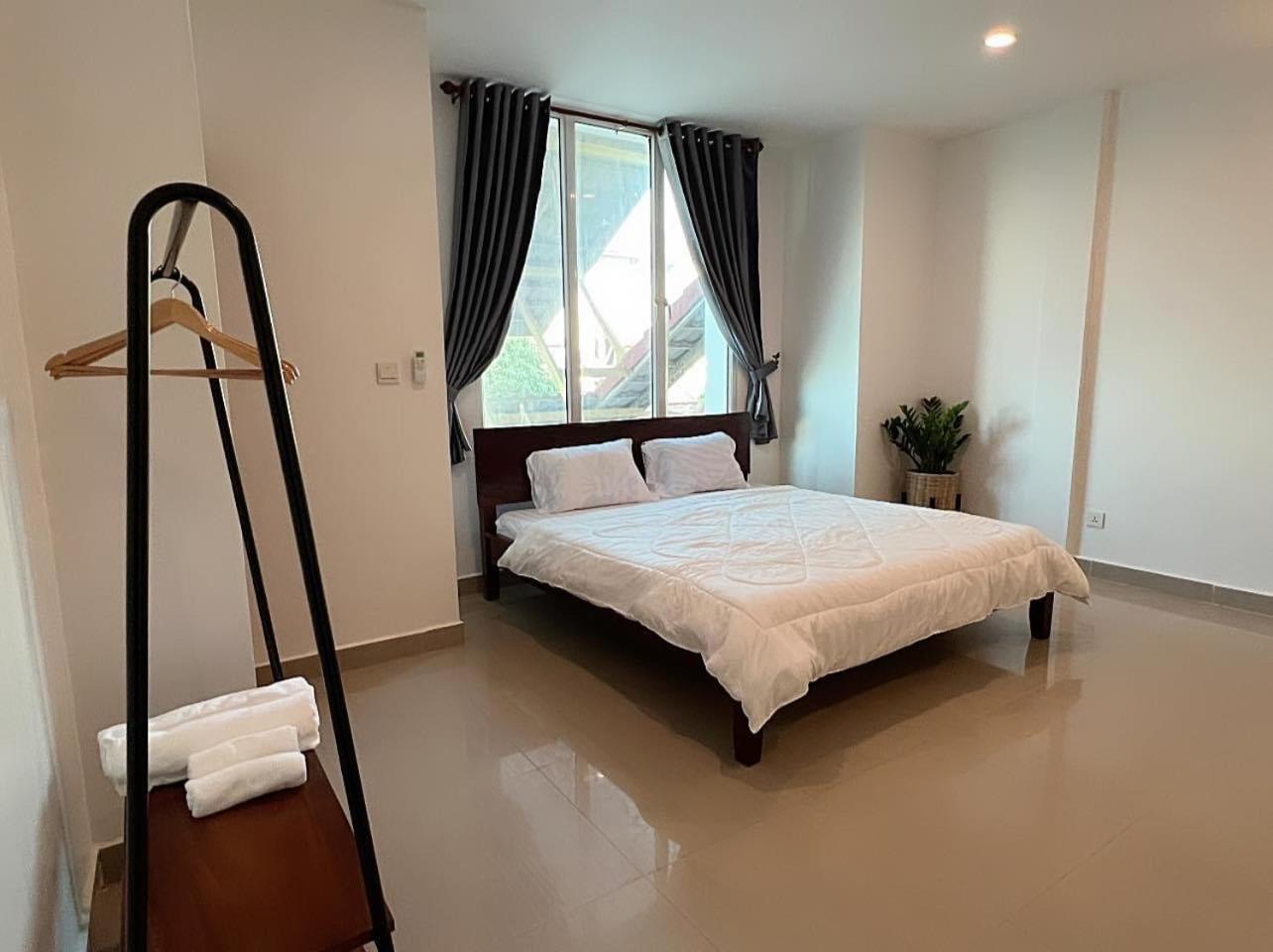 D32 Homestay Near Airport Behind Brown Coffee Airport Πνομ Πενχ Εξωτερικό φωτογραφία