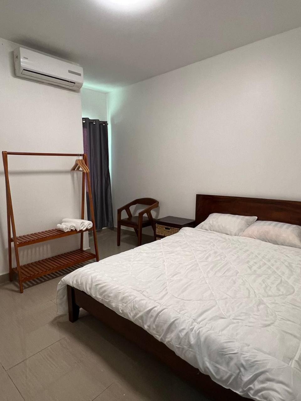 D32 Homestay Near Airport Behind Brown Coffee Airport Πνομ Πενχ Εξωτερικό φωτογραφία